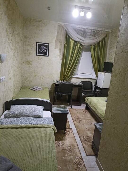 Фотографии номера Стандартный трехместный номер в Гостинице Надежда Таганрог