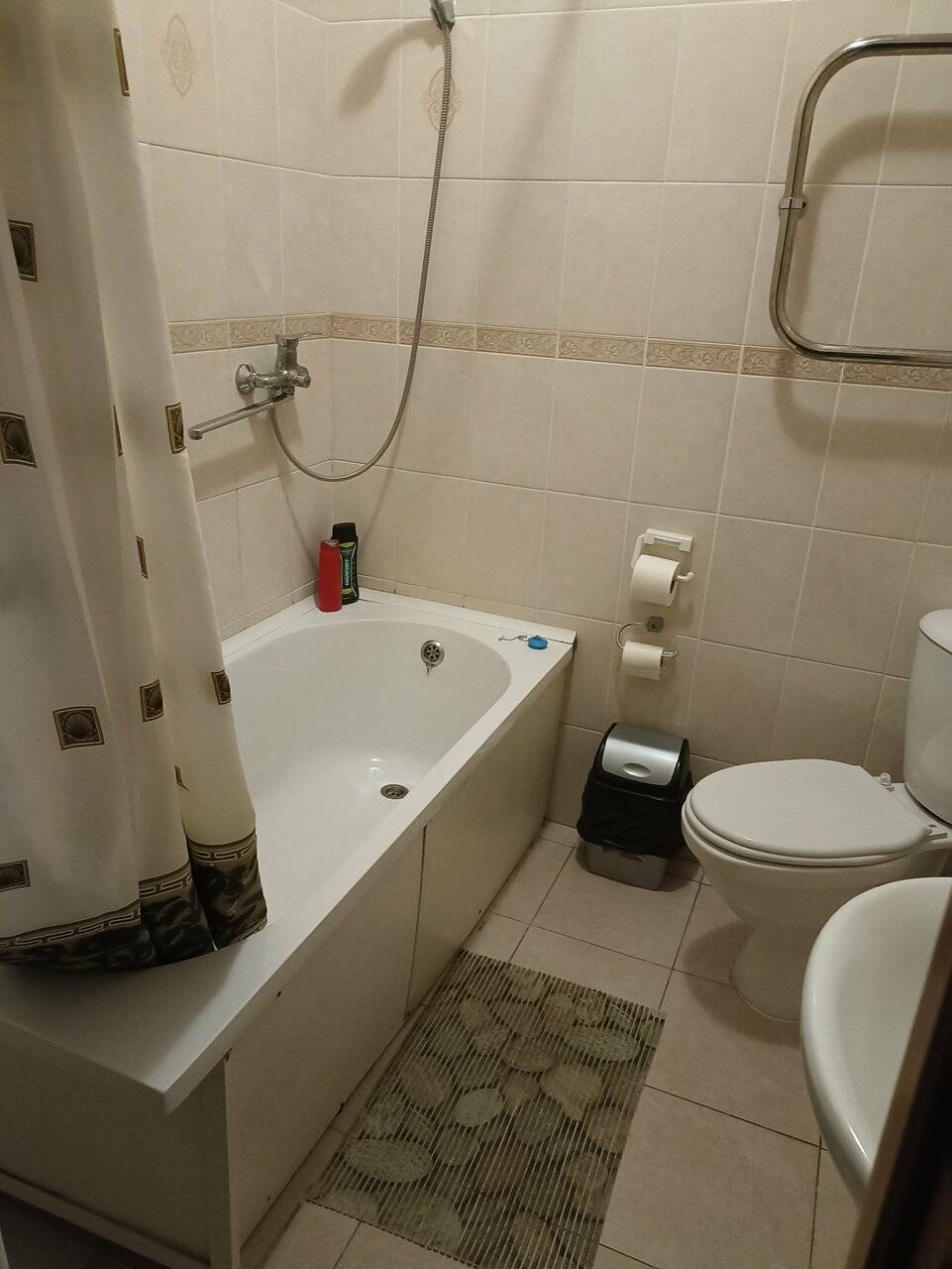 Фотографии номера Полулюкс в Гостинице Надежда Таганрог