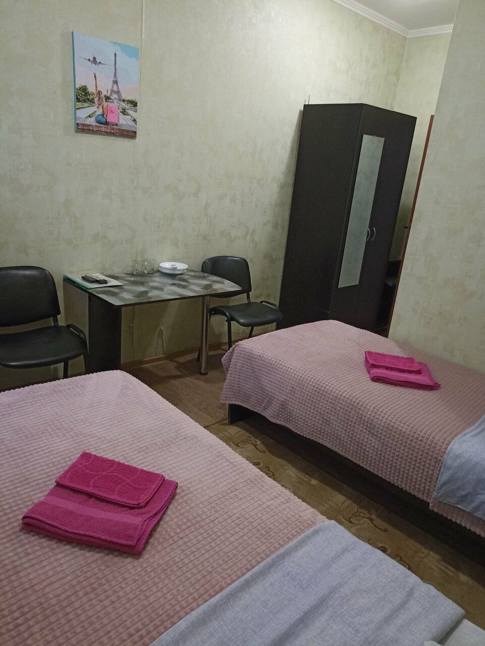 Фотографии номера Двухместный номер с 2 отдельными кроватями в Гостинице Надежда Таганрог