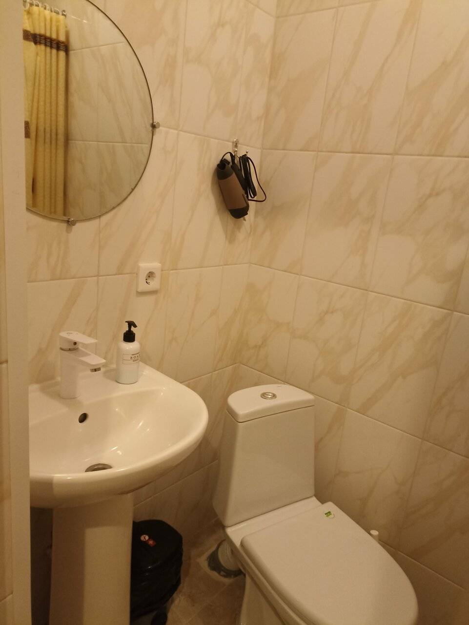 Фотографии номера Стандартный трехместный номер в Гостинице Надежда Таганрог