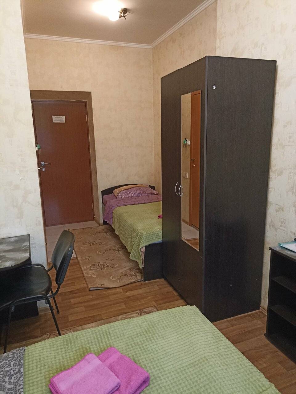 Фотографии номера Полулюкс в Гостинице Надежда Таганрог